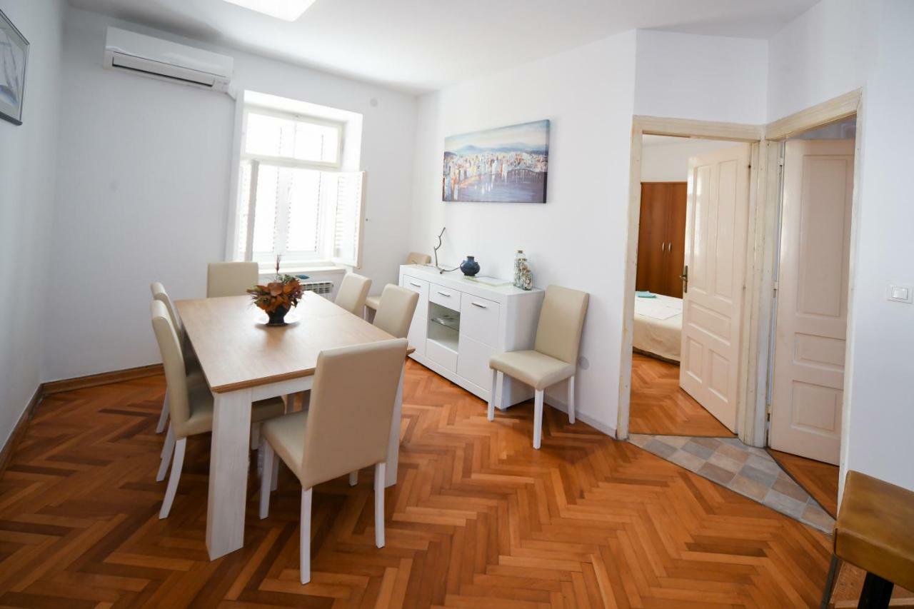 Apartments Bazilika Novalja Buitenkant foto