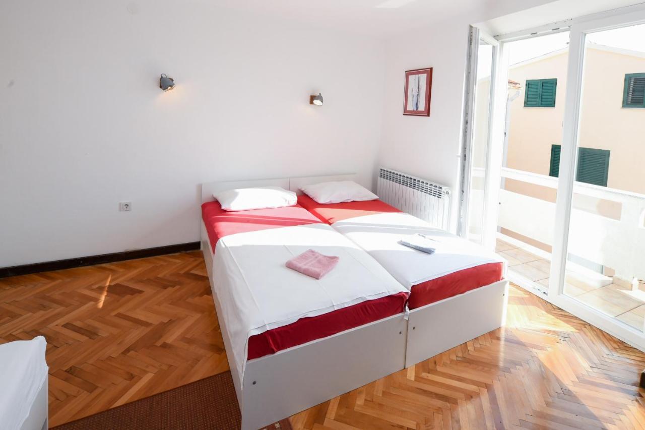 Apartments Bazilika Novalja Buitenkant foto